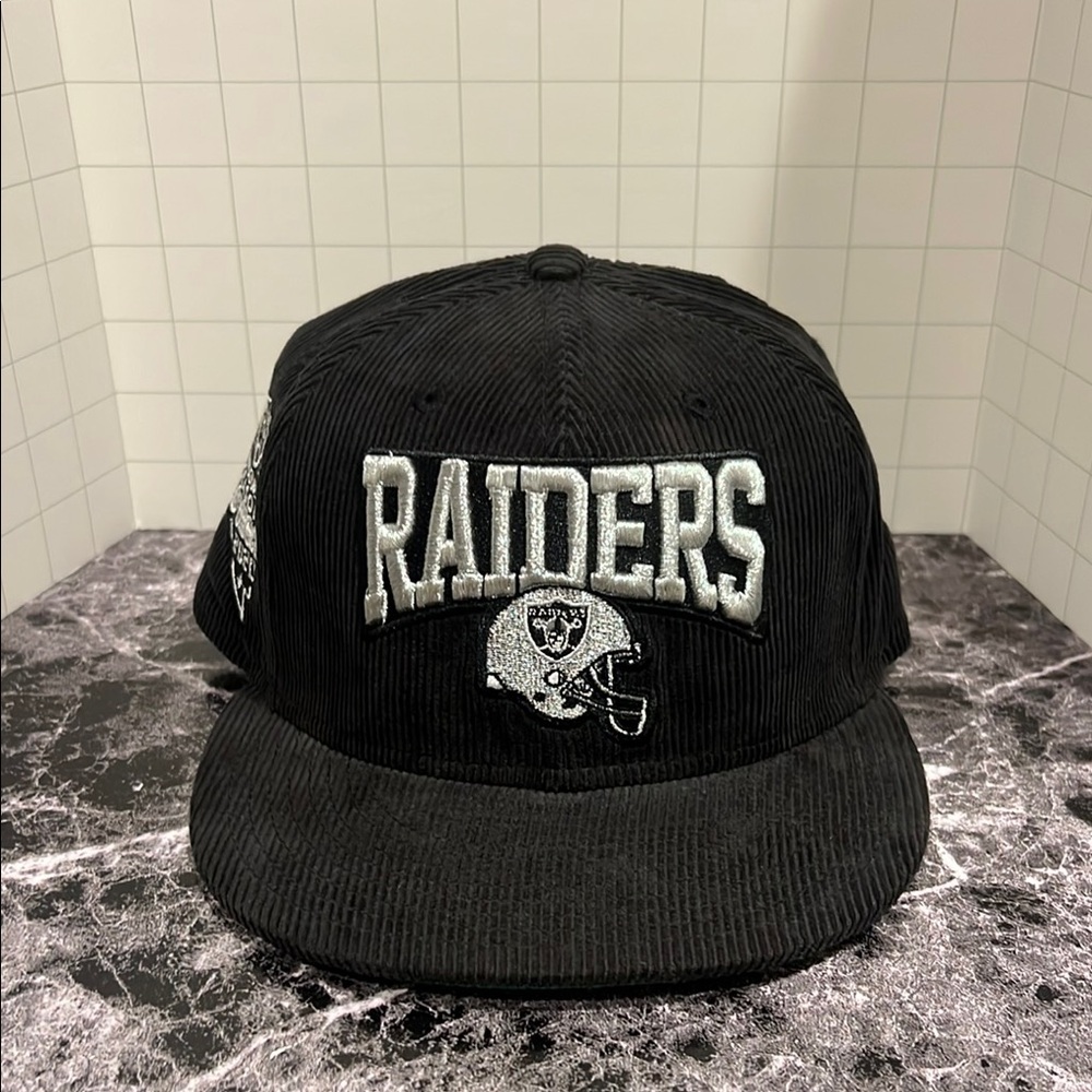 SP EXCLUSIVE BLACK CORDUROY LAS VEGAS RAIDERS 59FIFTY FITTED